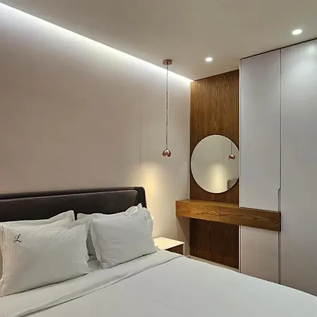 Tam Skanderbeg Square Center No3 Apartment *