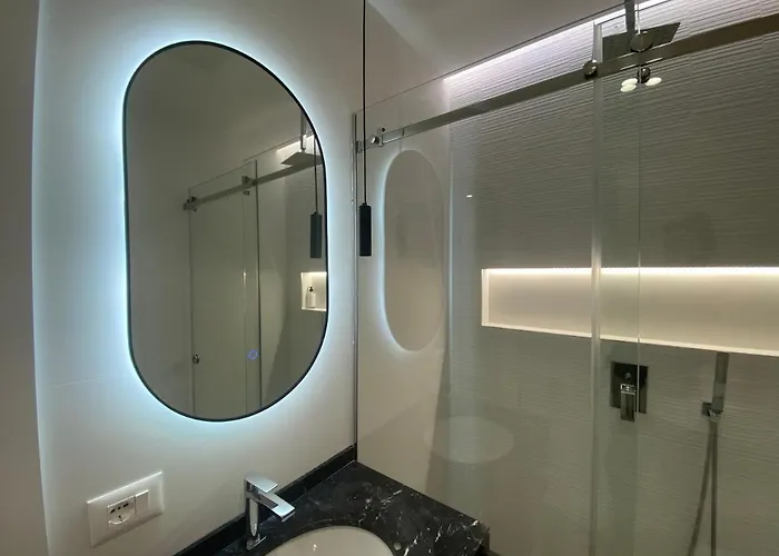 Tam Skanderbeg Square Center No3 شقة *