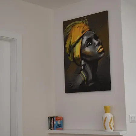 Tam Skanderbeg Square Center No3 *