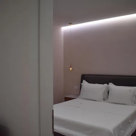 Tam Skanderbeg Square Center No3 Apartamento