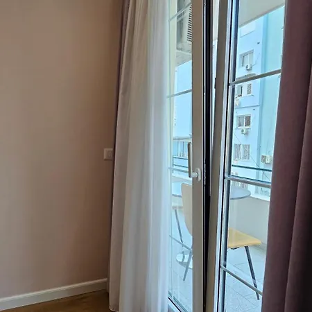 Tam Skanderbeg Square Center No3 *